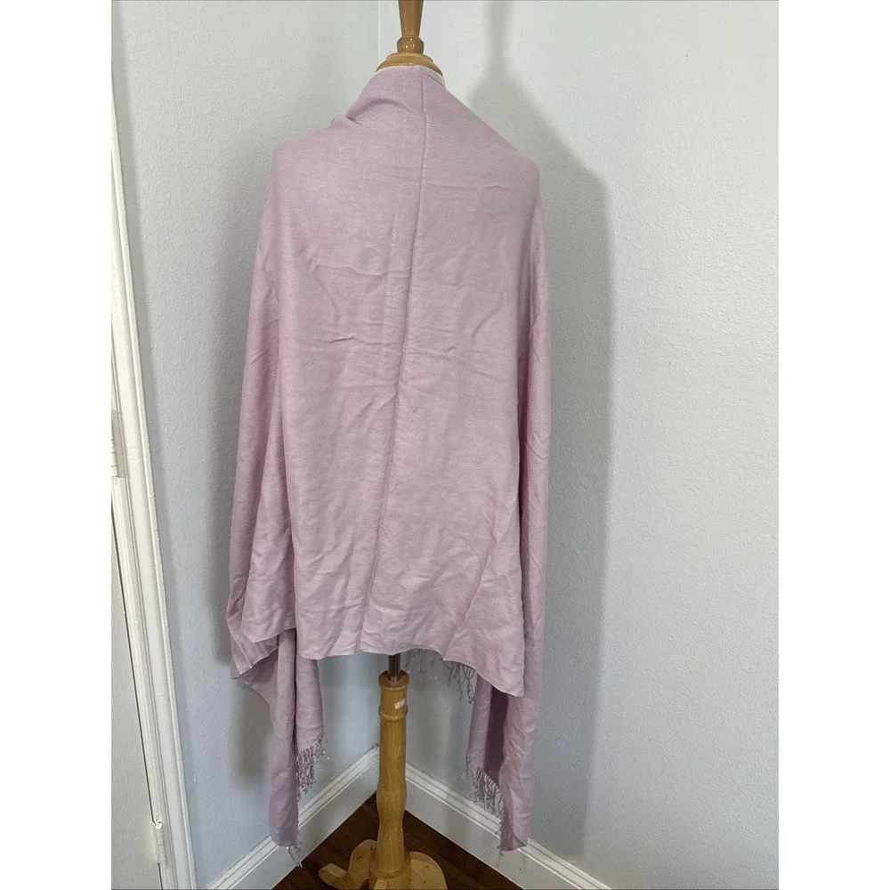 Scarf Shawl Lavender Pashmina Silk‎ Soft Woven Fringe Romantic Minimalist Wrap